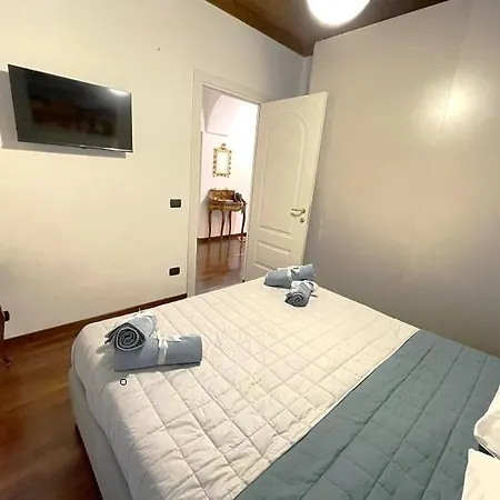 Al Vicoletto Nel Cuore Di